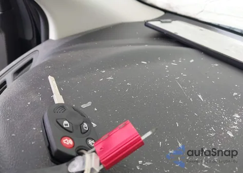 2014 Ford Focus Se z USA, uszkodzony, nr VIN 1FADP3F26EL411955